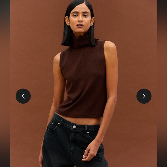 The Source Unknown 	Scalloped Sleeveless Turtleneck - Picture 4 of 5